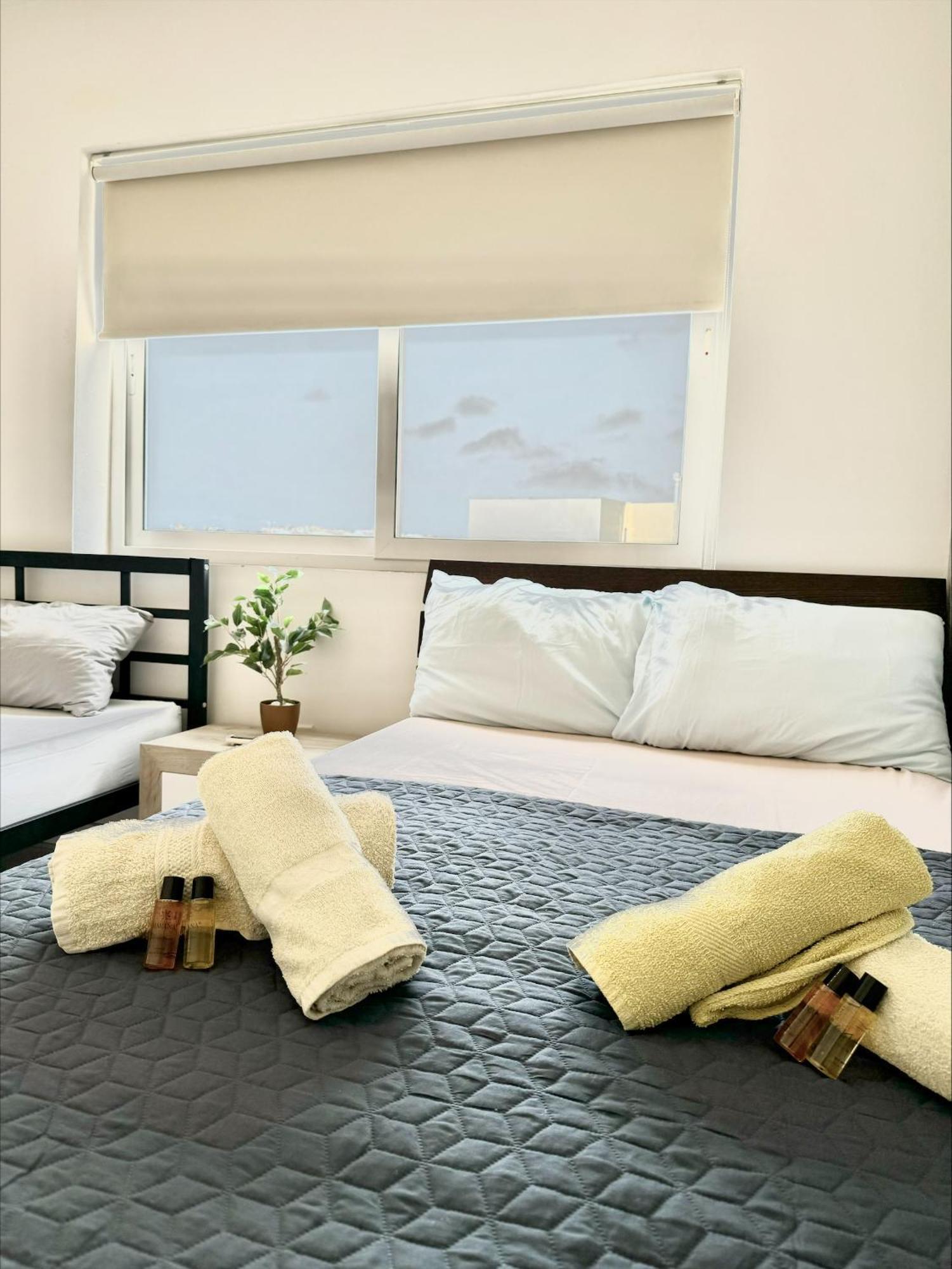 Mive Luxury Sea View Penthouse Leilighet Gzira Eksteriør bilde